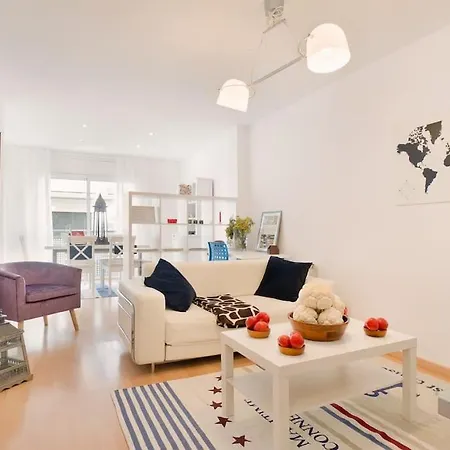 In Centrum Close To The 锡切斯