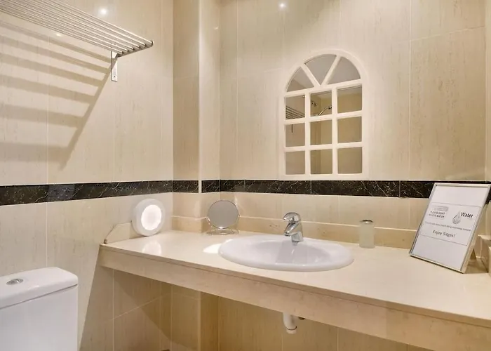 In Centrum Close To The Sitges