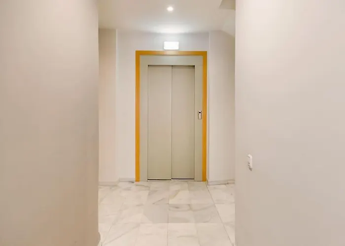 In Centrum Close To The Sitges